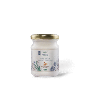 Infinity Naturals-كريم يدين بخلاصة البابونج